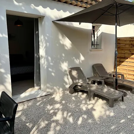 Petit 2 Pieces Independant Bas De Mougins